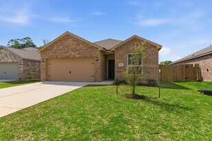 10642 Lost aples Dr in Cleveland, TX - Building Photo