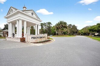 1374 Lexington Ave in Davenport, FL - Building Photo - Building Photo