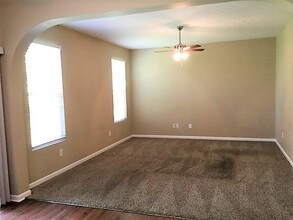 11350 High Timber Dr in Indianapolis, IN - Building Photo - Building Photo