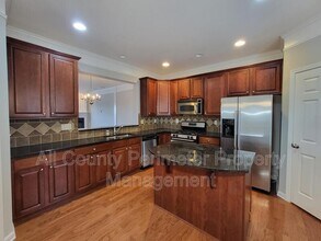 3415 Triview Square in Atlanta, GA - Building Photo - Building Photo