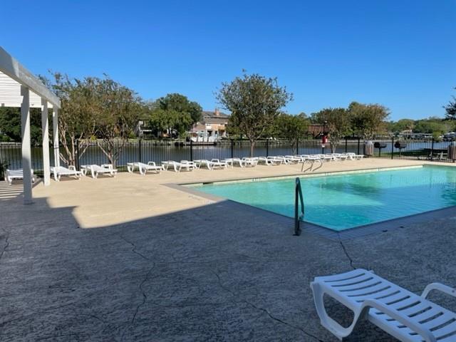 18511 Egret Bay Blvd, Unit 304 in Houston, TX - Building Photo