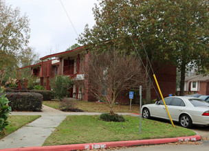 Mid-Towne II Apartments in Tomball, TX - Building Photo - Building Photo