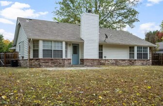 2800 S Dogwood Ave in Broken Arrow, OK - Foto de edificio - Building Photo