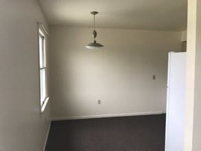 8 E Main St, Unit 322 in Bloomfield, NY - Building Photo - Building Photo
