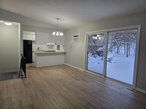 5570 Shorewood Ln in Shorewood, MN - Building Photo - Building Photo