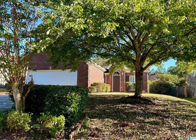 118 Marigold Dr in Alabaster, AL - Foto de edificio - Building Photo