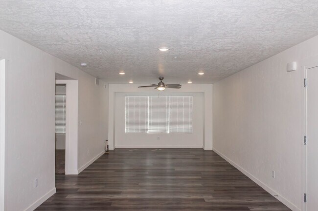 3648 N Centrepoint Way in Meridian, ID - Building Photo - Building Photo