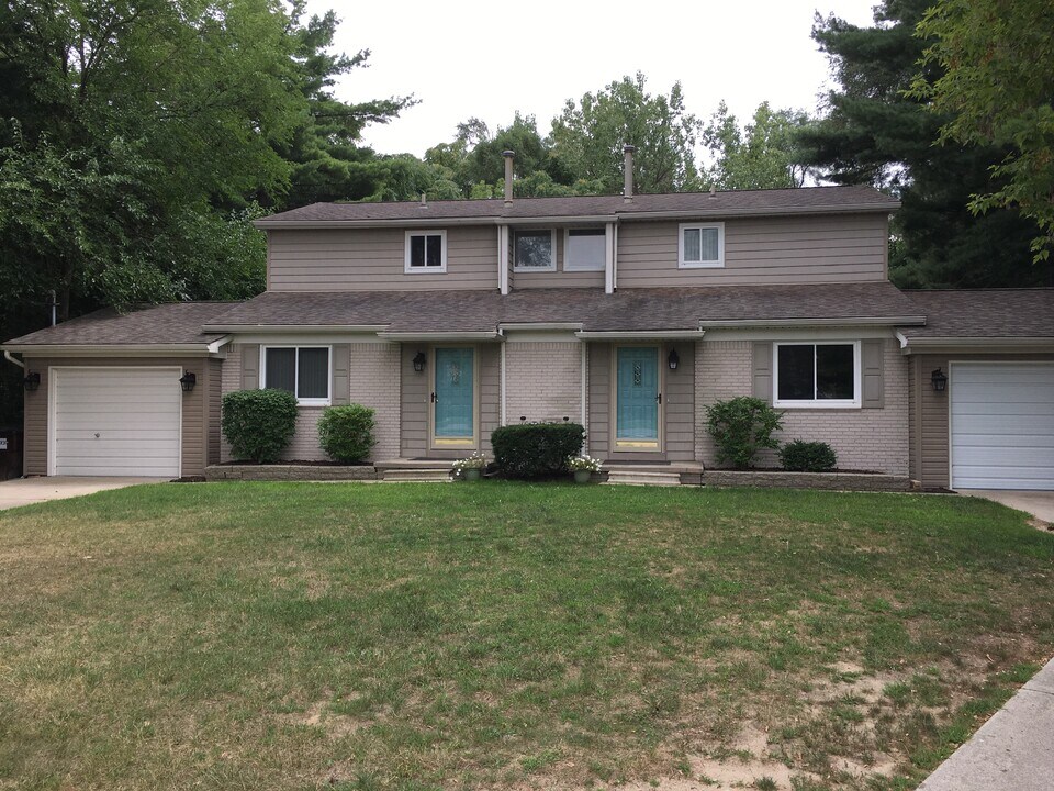 6760 22 Mile Rd, Unit 6770 in Utica, MI - Building Photo