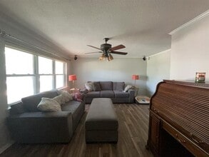 2208 Piedmont St in Irving, TX - Building Photo - Building Photo