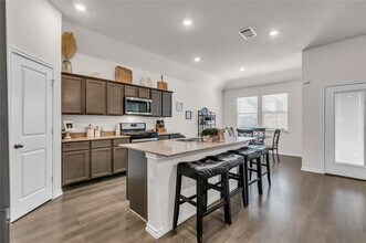 900 Honey Maple St in Princeton, TX - Building Photo - Building Photo