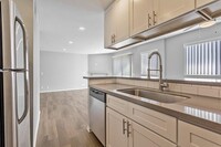 Moanco Apartments in Los Angeles, CA - Building Photo - Building Photo