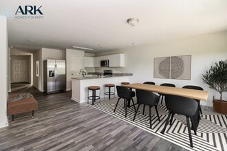 2396 Heritage View Ln in Thomasville, NC - Foto de edificio - Building Photo