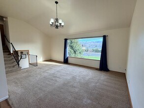 1312 N Western Ave in Wenatchee, WA - Building Photo - Building Photo