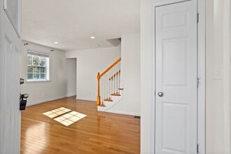 4 Boxwood Dr in Littleton, MA - Foto de edificio - Building Photo