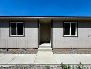 713 N 6th Ave in Yakima, WA - Building Photo - Building Photo