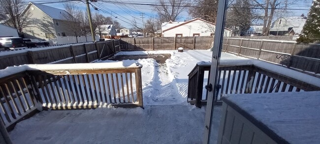 17805 Roseville Blvd in Roseville, MI - Building Photo - Building Photo