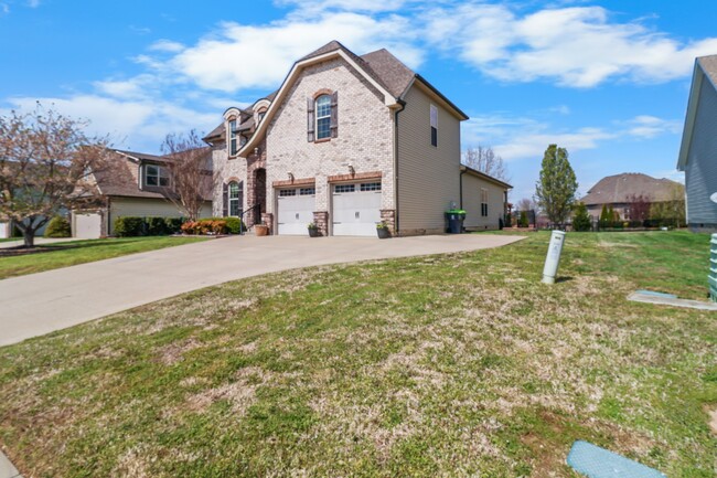 951 Willow Circle in Clarksville, TN - Building Photo - Building Photo