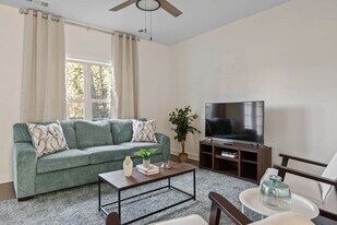 3319 Old Hickory Blvd in Nashville, TN - Building Photo