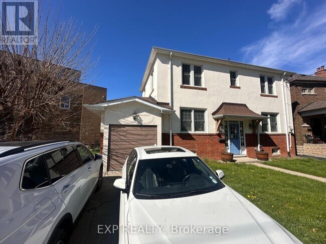 property at 31 Rusholme Dr