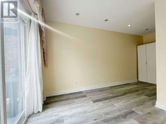 7 Fundy Bay Blvd in Toronto, ON - Building Photo - Building Photo