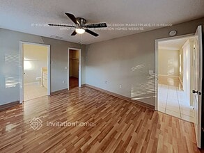 1002 Peachwood Dr in Brandon, FL - Building Photo - Building Photo