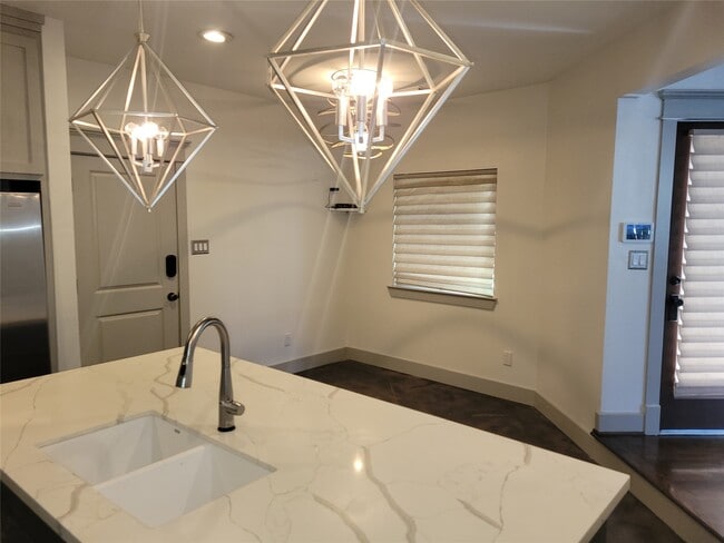 property at 4914 Rose St