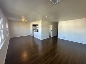 12 Lincoln Ave in Keansburg, NJ - Building Photo - Building Photo