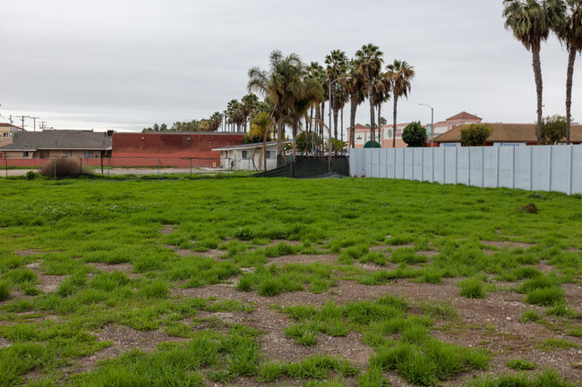 Residence in Artesia, CA - Building Photo - Building Photo