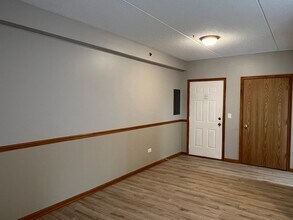 5623 107th St in Chicago Ridge, IL - Building Photo - Building Photo