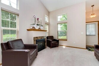 14 Bridgewater Trl in Hudson, WI - Building Photo - Building Photo