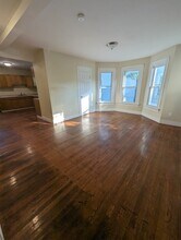 81 Sherman Ave, Unit 2 in New Haven, CT - Building Photo - Building Photo