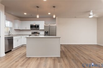 5327 Chamberlayne Rd in Richmond, VA - Building Photo - Building Photo