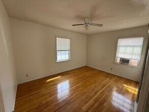 417 E Walnut Ave in Monrovia, CA - Building Photo - Building Photo