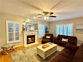 34 Marian Ave in Narragansett, RI - Building Photo - Building Photo