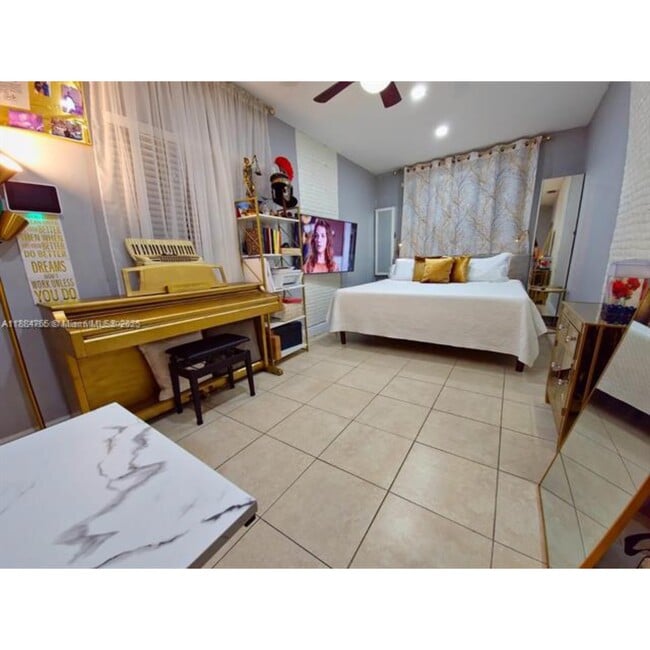 3324 NW 14th St in Miami, FL - Foto de edificio - Building Photo