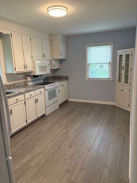 1325 Avon Blvd in Cheshire, CT - Building Photo - Building Photo