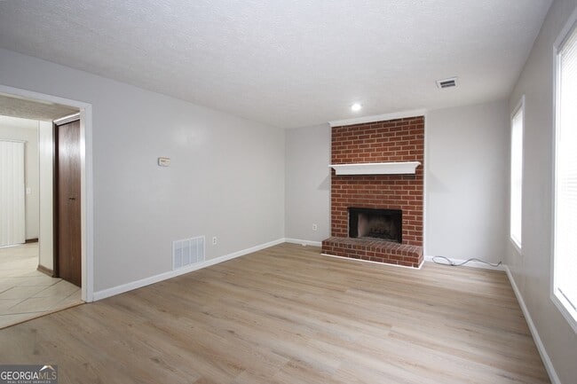 948 Waverly Ct in Norcross, GA - Building Photo - Building Photo
