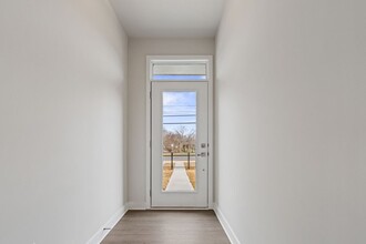 2837 Statesville Ave in Charlotte, NC - Building Photo - Building Photo