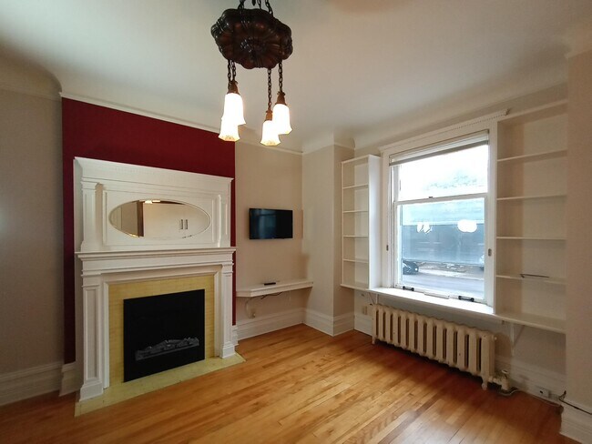 266 Flora St in Ottawa, ON - Building Photo - Building Photo