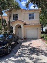 2660 SW 85th Terrace in Miramar, FL - Building Photo