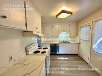 2739 Kroy Way in Sacramento, CA - Foto de edificio - Building Photo