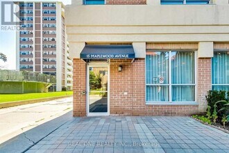 15 Maplewood Ave in Toronto, ON - Building Photo - Building Photo