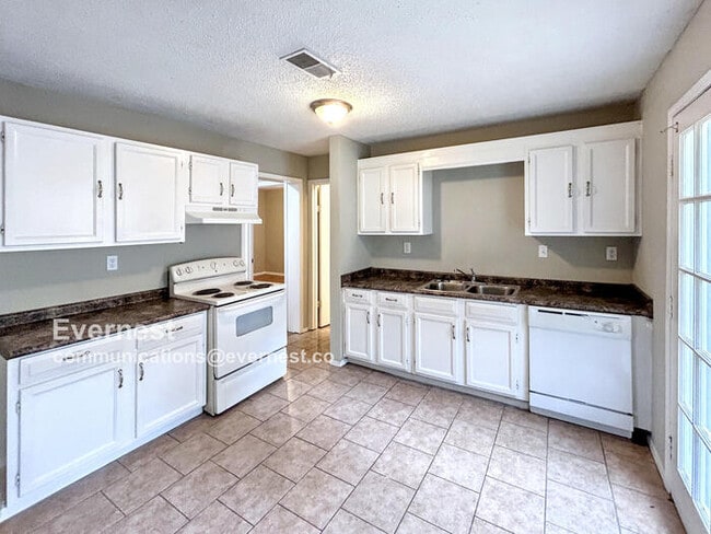 7116 6th Ct S in Birmingham, AL - Building Photo - Building Photo