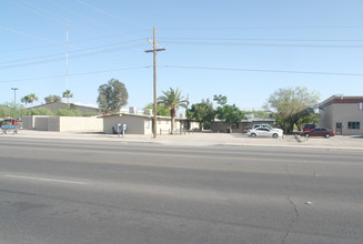 2639 W Ruthrauff Rd in Tucson, AZ - Building Photo - Building Photo