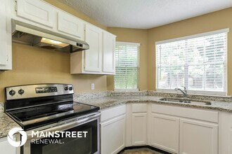 8222 Eastern Bluebird Dr, Unit E071 in Humble, TX - Building Photo - Building Photo