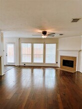 4926 Mission Lake Ct in Richmond, TX - Foto de edificio - Building Photo