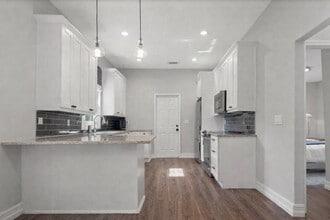 1213 E 12th Ave in Tampa, FL - Building Photo - Building Photo