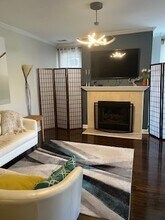 811 Hinman Ave in Evanston, IL - Building Photo - Building Photo