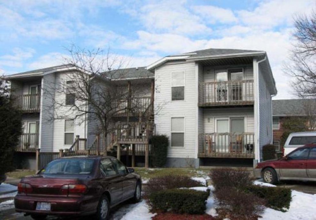 Cedar Creek Apartments in Bloomington, IN - Foto de edificio