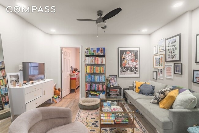 43 Underhill Ave in Brooklyn, NY - Building Photo - Building Photo